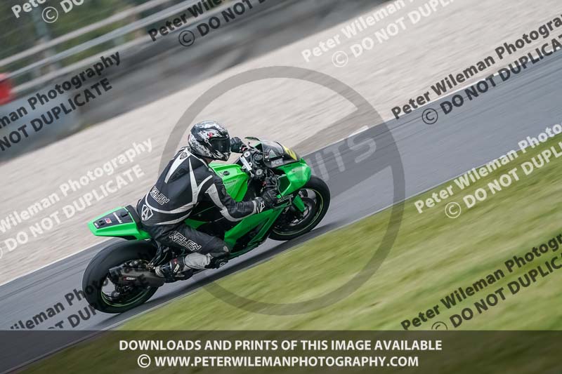 donington no limits trackday;donington park photographs;donington trackday photographs;no limits trackdays;peter wileman photography;trackday digital images;trackday photos